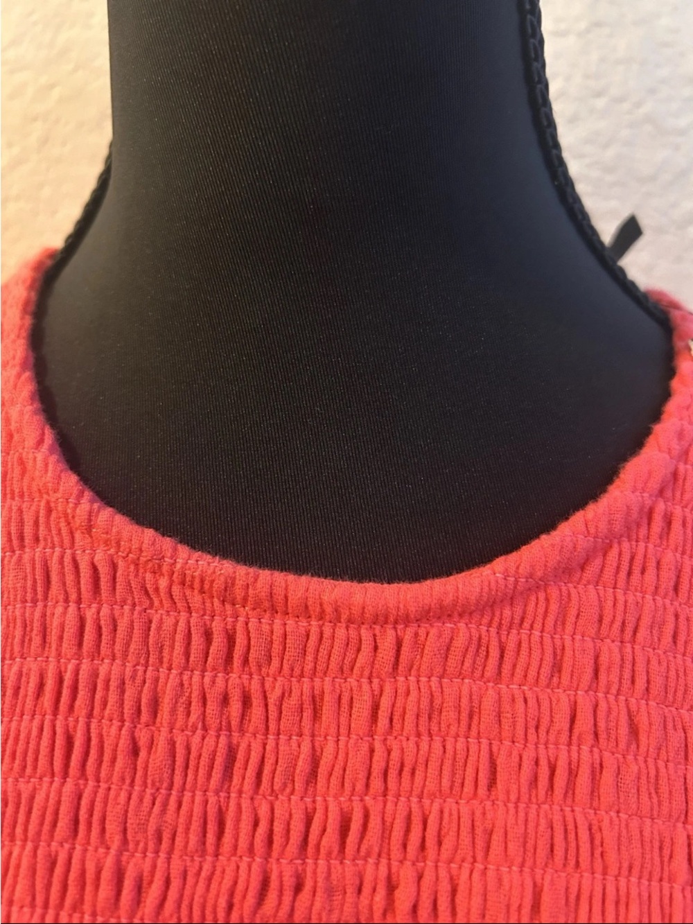 🆕DKNY Women’s Pink Smocked Gauze Tank Top Blouse Sz XL Summer Feminine Cute NWT - Picture 4 of 6